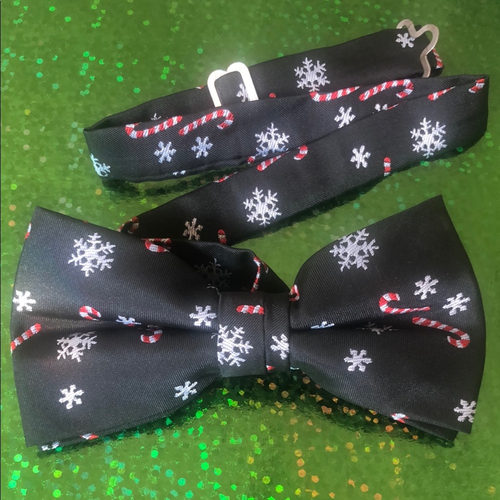 Christmas Bow Tie with Candy Cane & Snowflake Print